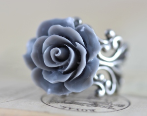 Grey Rose Ring